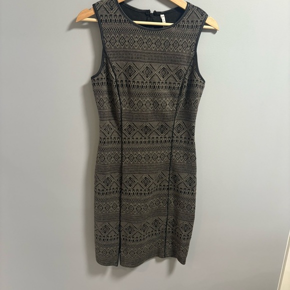 Willow & Clay Dress - Picture 1 of 5